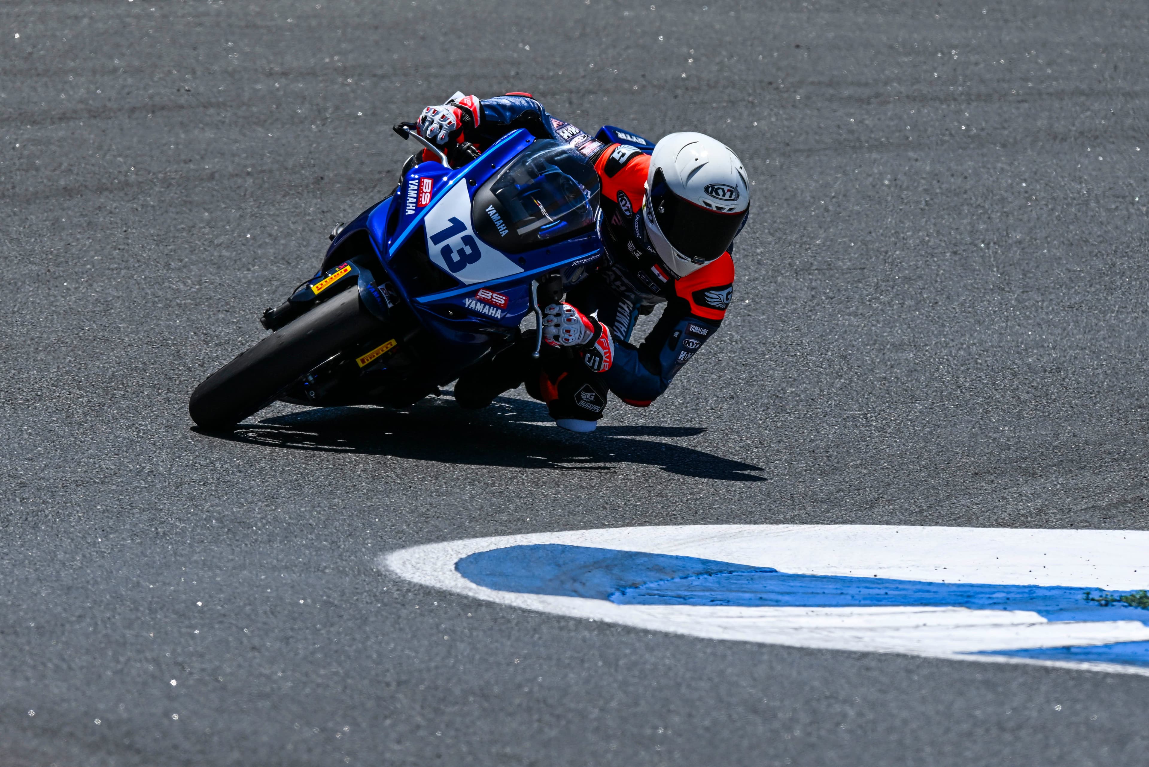 Round 7 — Kneedown Action