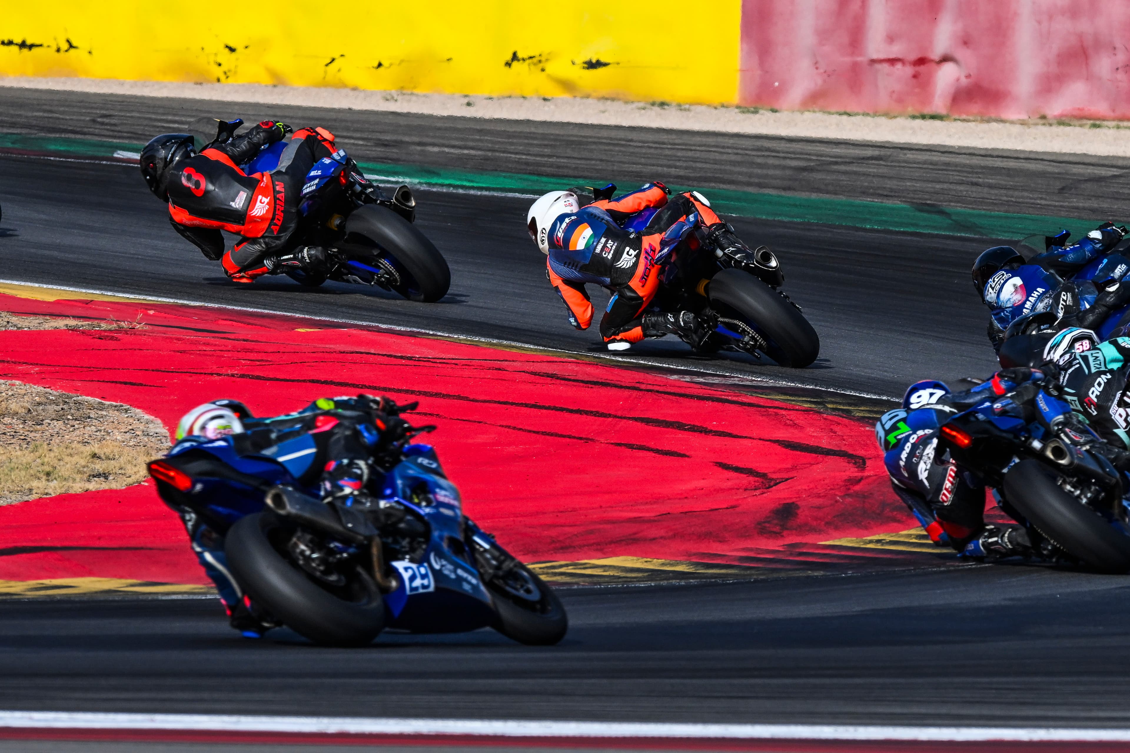 Round 7 — Corner Entry Line
